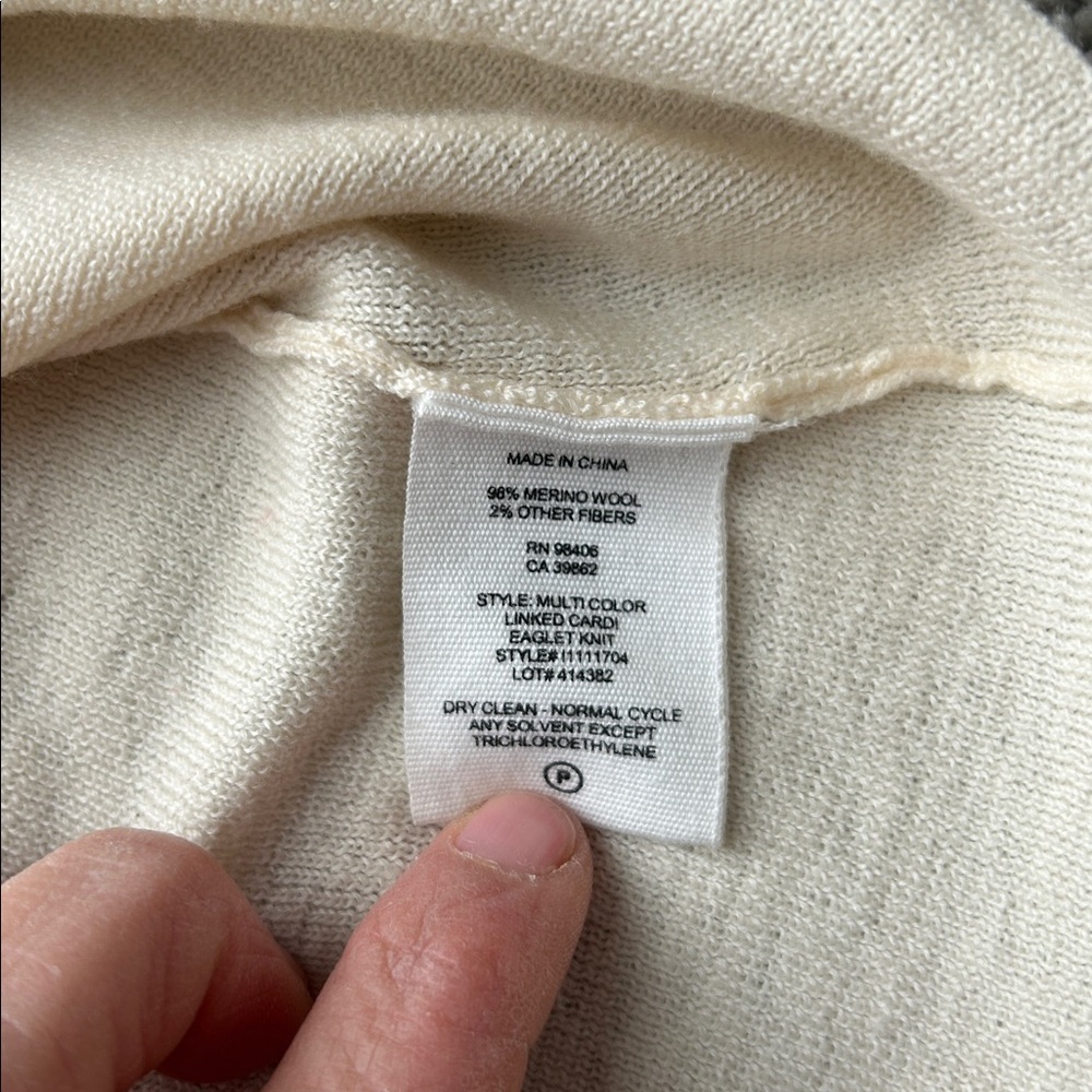 Theory Merino Wool Cardigan Gathered Sleeve Detail Size Medium - Picture 11 of 15